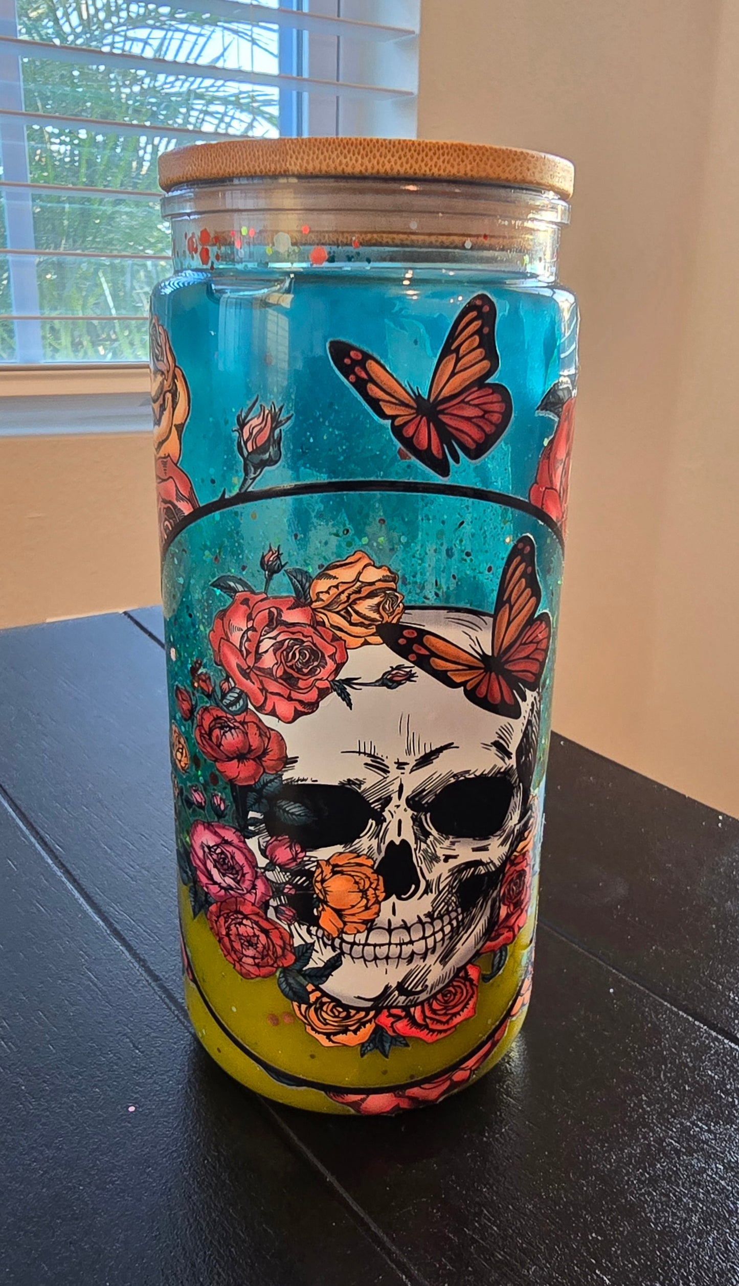 20oz Floral Skull