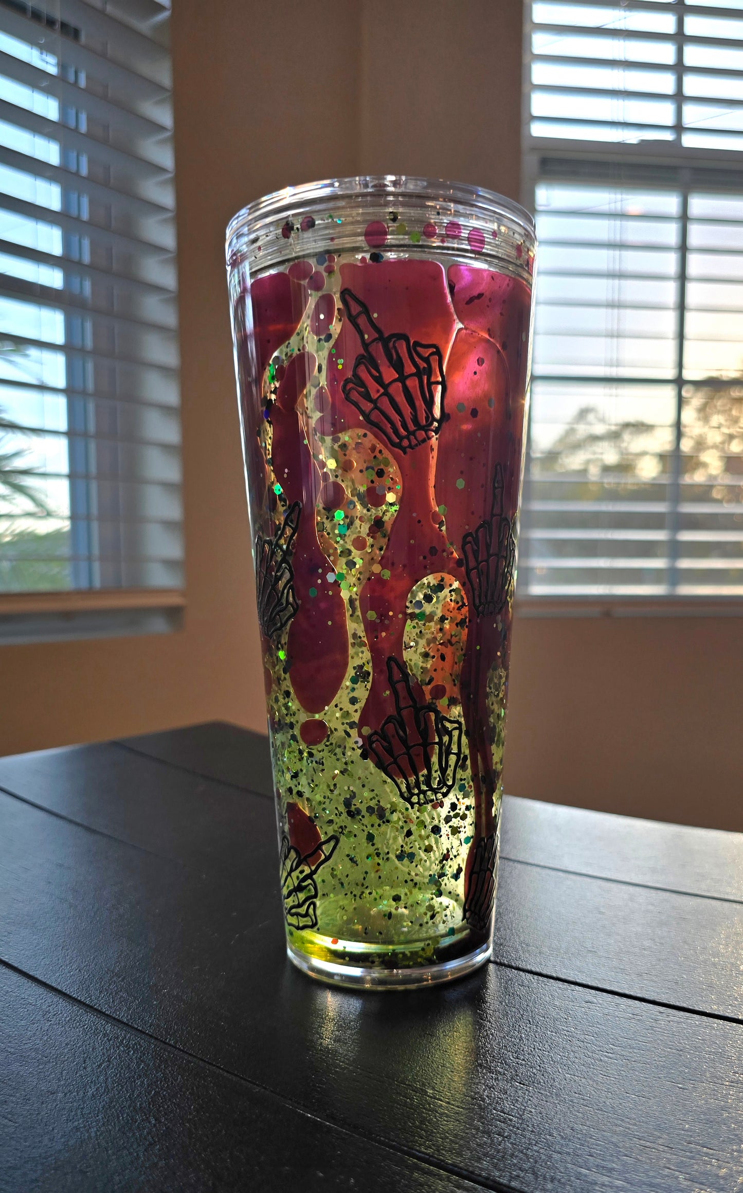 24oz Skeleton Finger