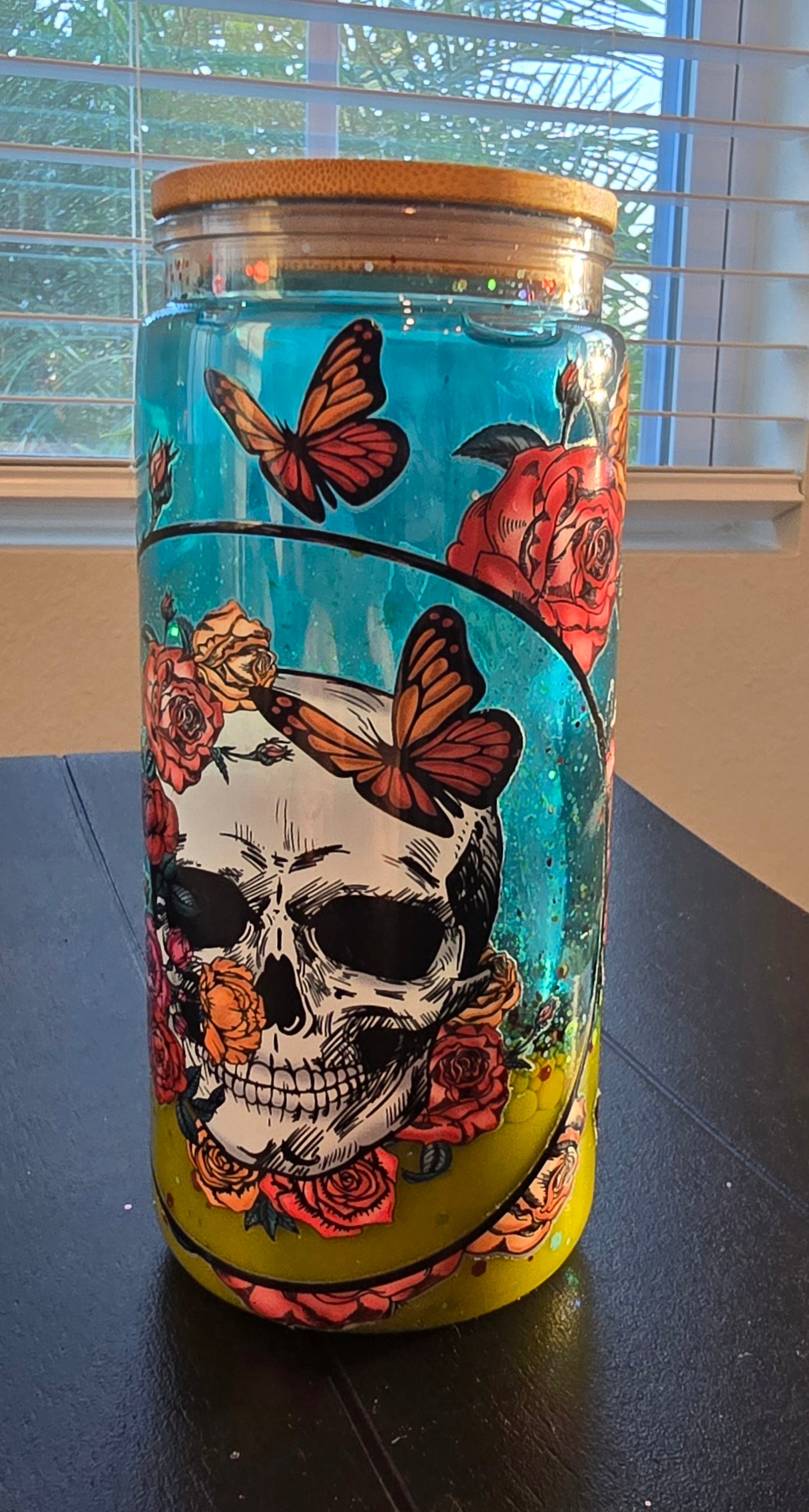 20oz Floral Skull